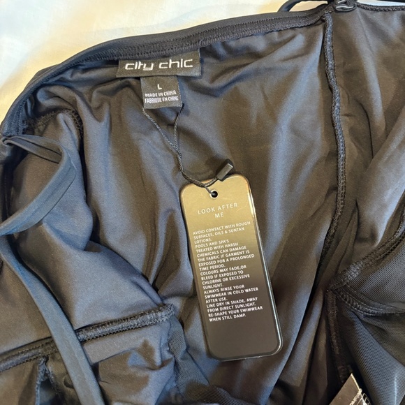 NWT, City Chic Black Swimsuit, sz 20 - Picture 5 of 8